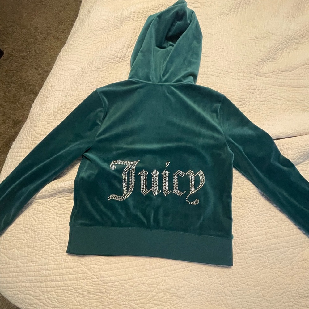 Full juicy track suit for a great price! Super soft and effortlessly cute - Picture 3 of 6